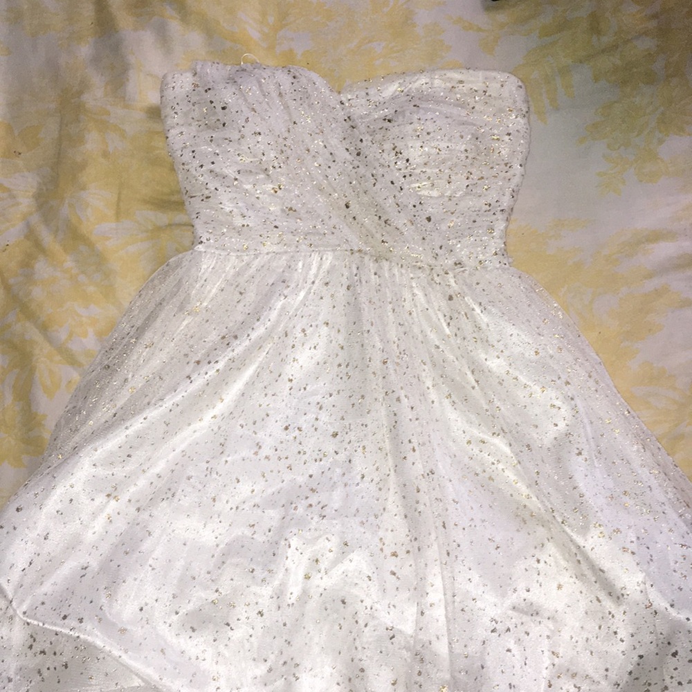 Strapless Morgan & Co dress